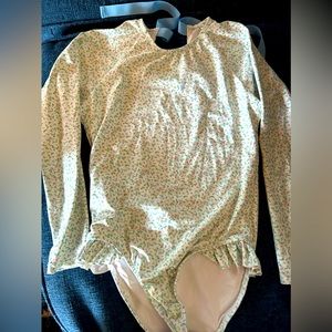 Minnow one piece. Girls 9/10